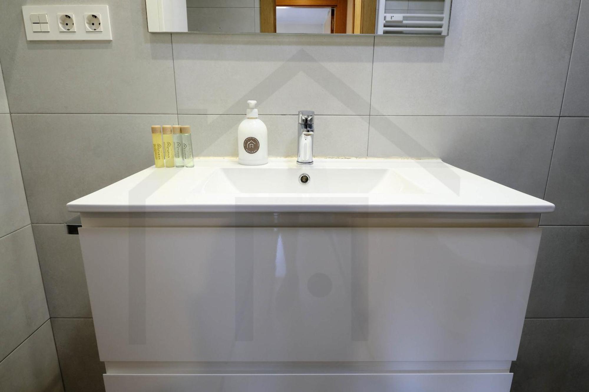 Campoamor Centro - Coqueto Apartamento Con Wifi. Oviedo Eksteriør bilde